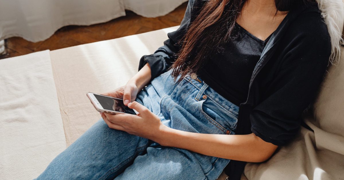 Suicide.ca : Online Help, 24/7